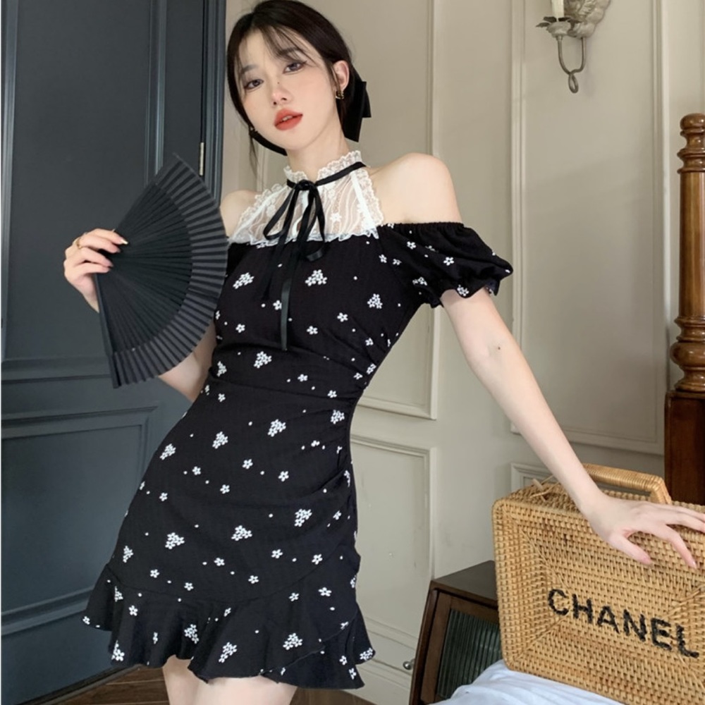 Korean fashion off shoulder lace and floral mini dress coquette